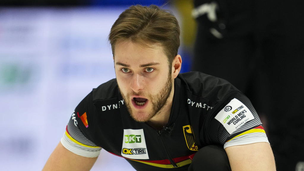 Skip Sixten Totzek führte die deutschen Curler zum ersten WM-Sieg