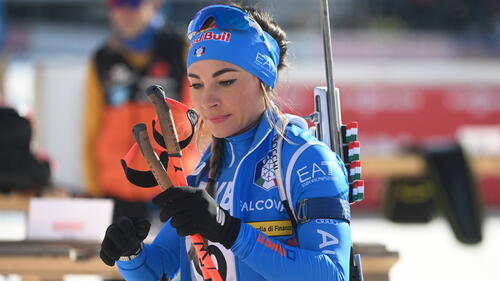 Dorothea Wierer macht im Biathlon weiter