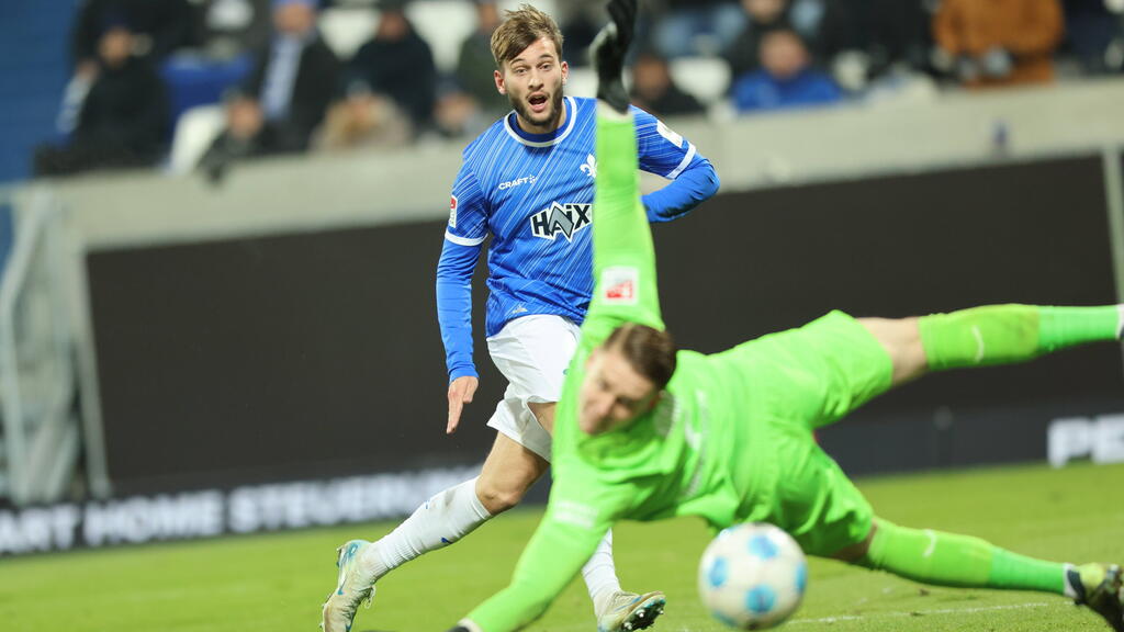 Darmstadt 98 schenkte dem FCK fünfmal ein Darmstadt 98 schenkte dem FCK fünfmal ein