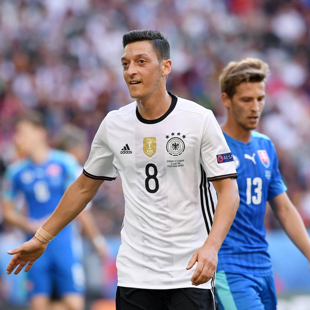 Mesut Özil