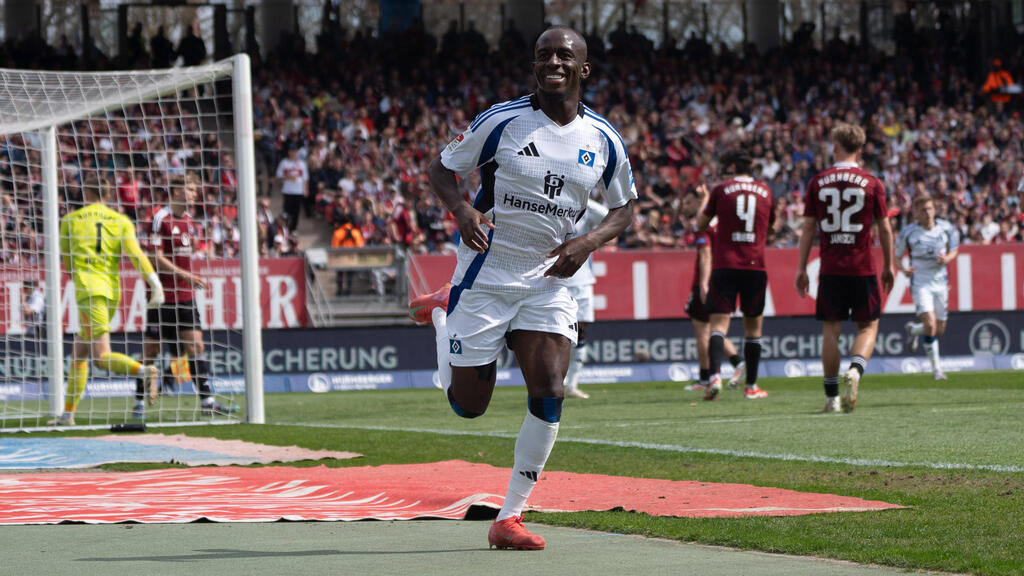 Jean-Luc Dompé war in Nürnberg der große Matchwinner für den HSV Jean-Luc Dompé war in Nürnberg der große Matchwinner für den HSV