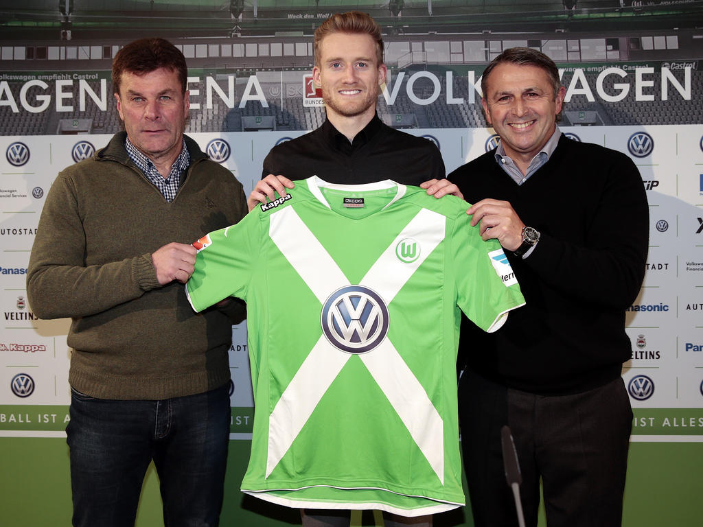 André Schürrle (M.) ist der teuerste Wolfsburger aller Zeiten André Schürrle (M.) ist der teuerste Wolfsburger aller Zeiten