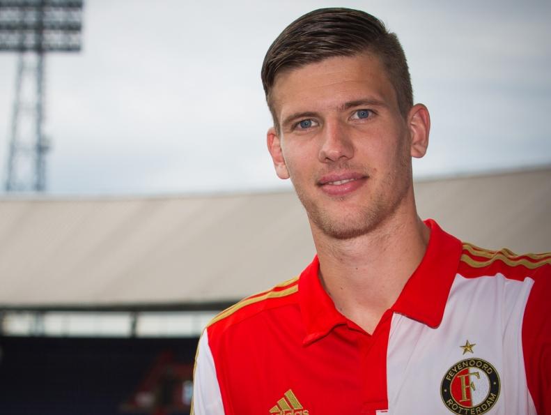 De transfer van Michiel Kramer naar zijn favoriete club Feyenoord is rond. De spits maakt de overstap van ADO Den Haag naar De Kuip. (08-08-2015) De transfer van Michiel Kramer naar zijn favoriete club Feyenoord is rond. De spits maakt de overstap van ADO Den Haag naar De Kuip. (08-08-2015)