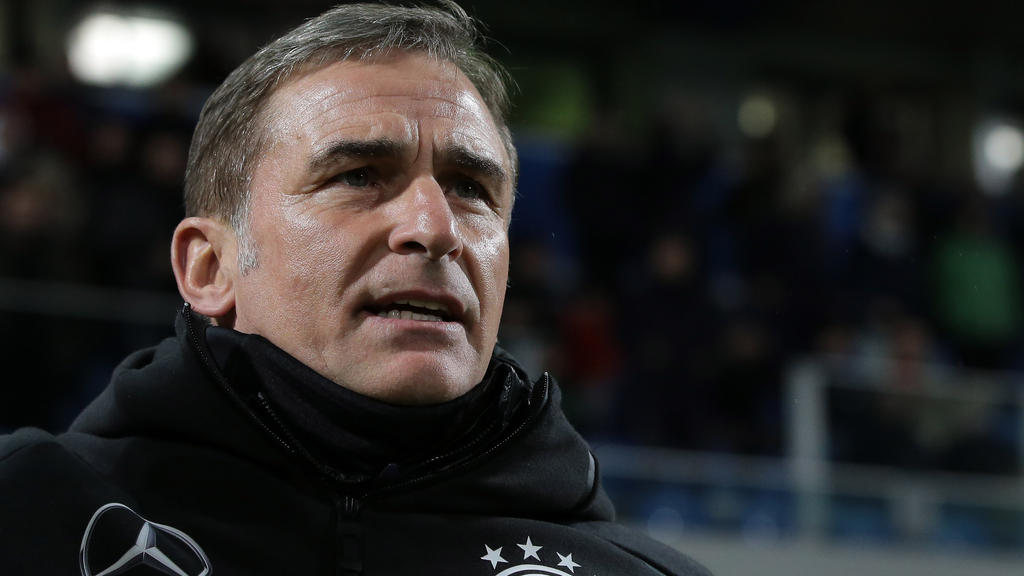 Trainer Stefan Kuntz bezieht mit der U21-Nationalmannschaft in Südtirol Quartier für die EM-Vorbereitung Trainer Stefan Kuntz bezieht mit der U21-Nationalmannschaft in Südtirol Quartier für die EM-Vorbereitung