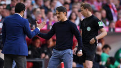 Niko Kovac (re.) motiviert sein Team mit Hilfe verschiedener Tricks