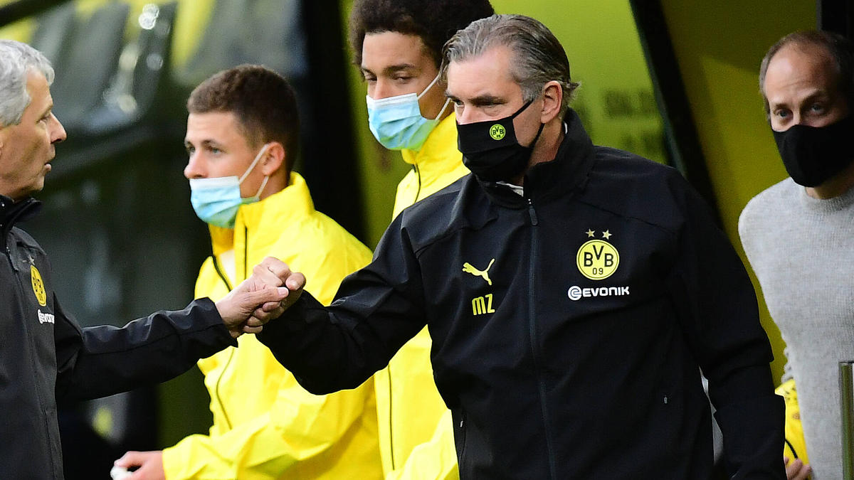 Steht vor einer komplizierten Kaderplanung: BVB-Sportdirektor Michael Zorc (re.) Steht vor einer komplizierten Kaderplanung: BVB-Sportdirektor Michael Zorc (re.)