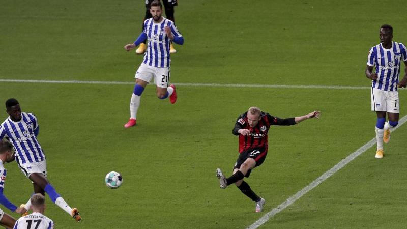 Traf mit seinem schwachen Linken zum 3:0: Sebastian Rode Traf mit seinem schwachen Linken zum 3:0: Sebastian Rode