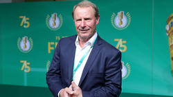 Berti Vogts kritisiert DFB für Trainingslager in Venlo