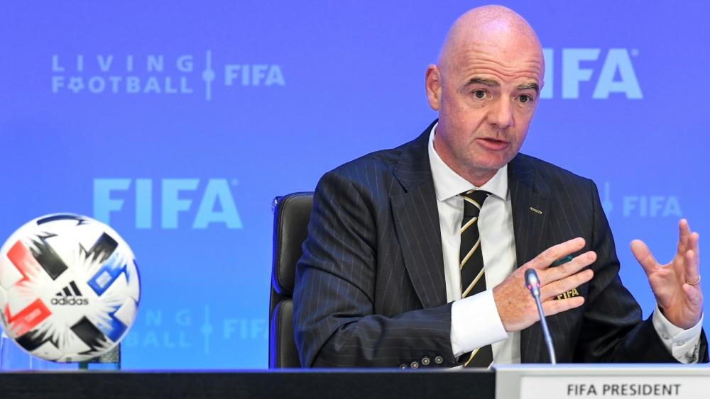 Gianni Infantino erhält Rückendeckung aus den eigenen Reihen Gianni Infantino erhält Rückendeckung aus den eigenen Reihen