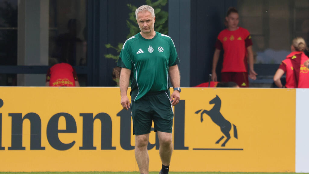 Bundestrainer Christian Wück baut auf das ganze Team Bundestrainer Christian Wück baut auf das ganze Team
