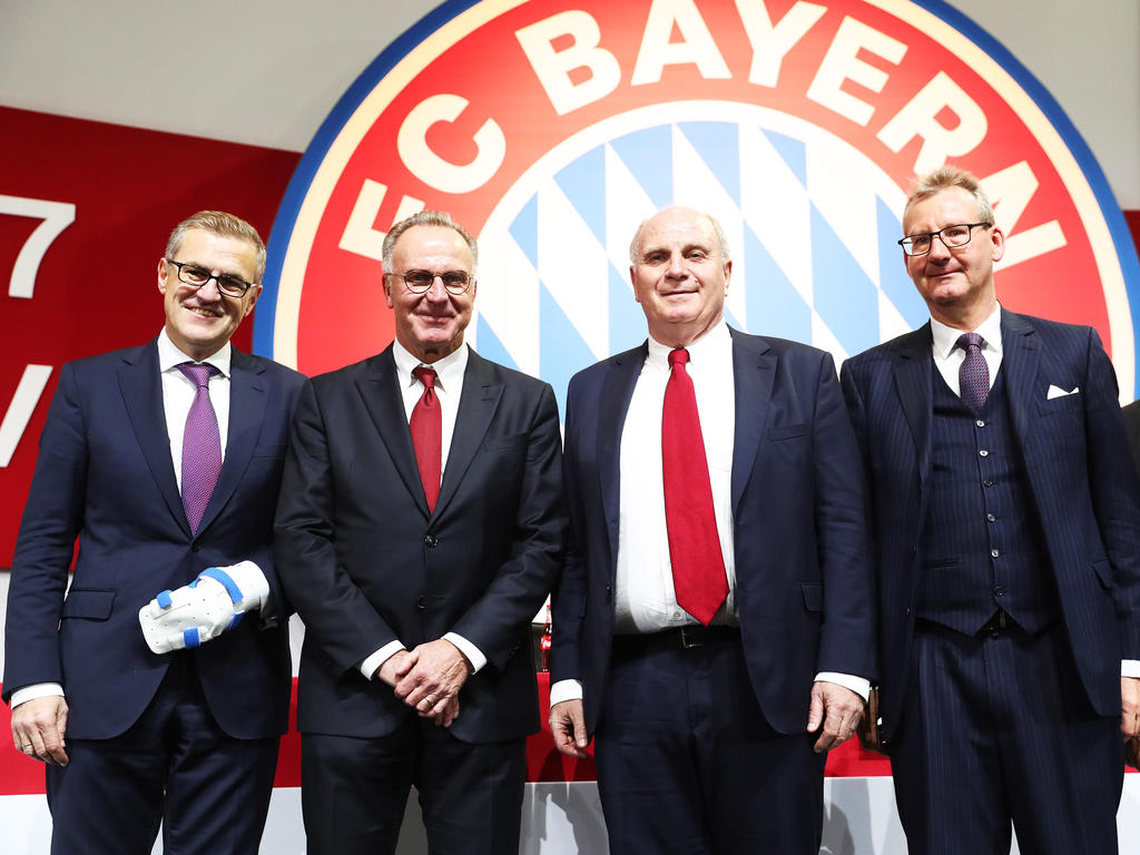 FC Bayern Verlängert Mit Finanzchef Dreesen