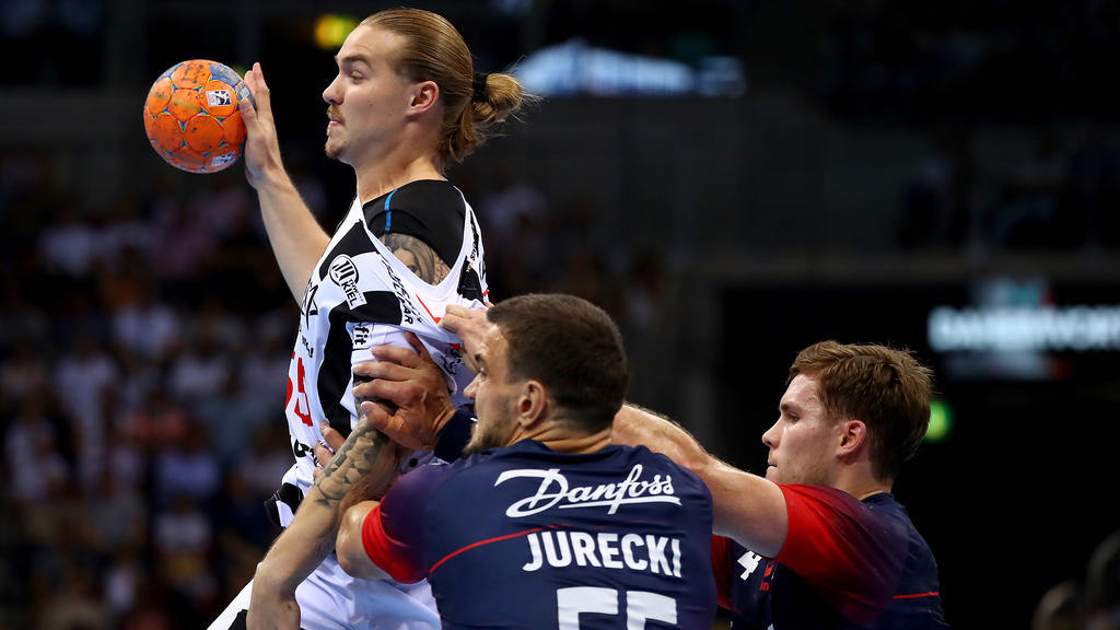 Michal Jurecki (l.) und der THW Kiel müssen nach Wetzlar Michal Jurecki (l.) und der THW Kiel müssen nach Wetzlar