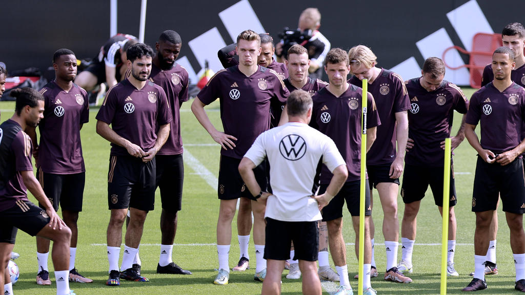 Hansi Flick und die DFB-Auswahl stehen bei der WM in Katar vor einem regelrechten Endspiel gegen Spanien