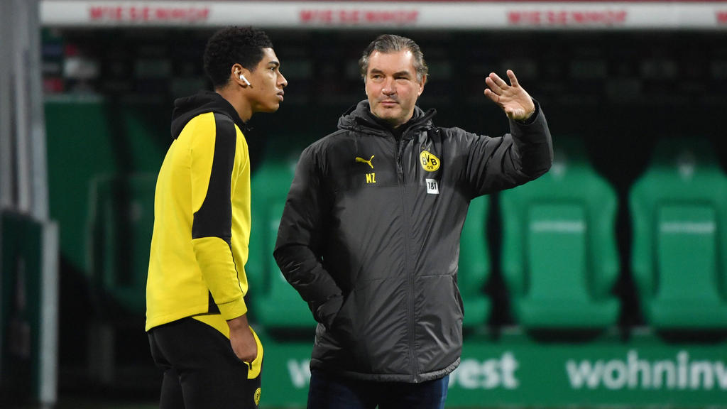Jude Bellingham (l.) begeistert nicht nur BVB-Sportdirektor Michael Zorc Jude Bellingham (l.) begeistert nicht nur BVB-Sportdirektor Michael Zorc
