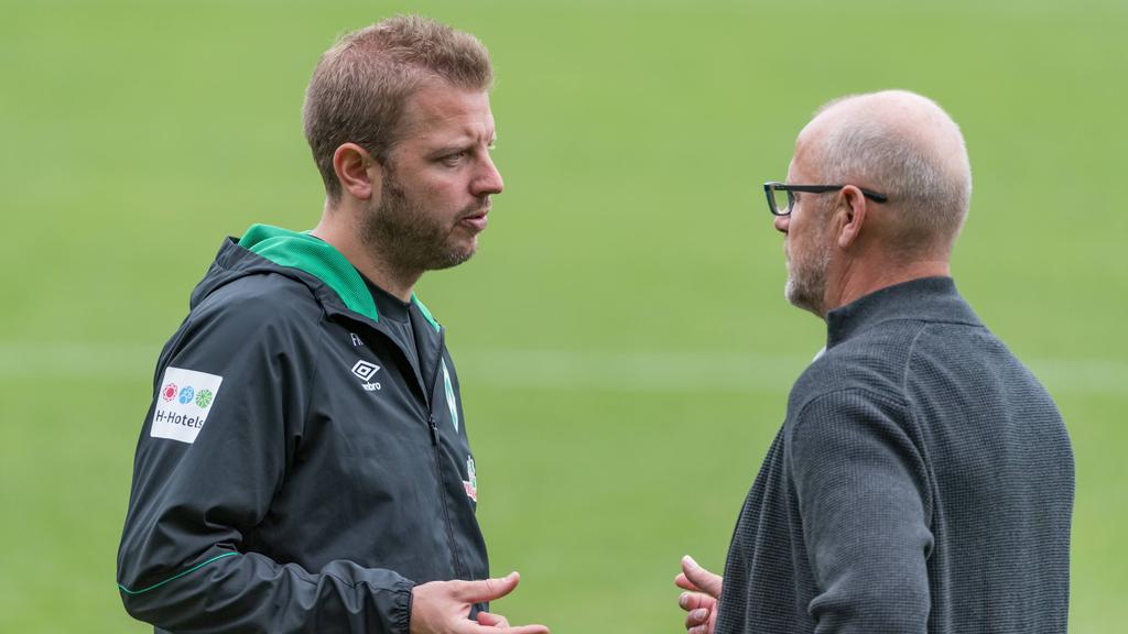 Rutschte mit Werder auf den Relegationsplatz ab: Florian Kohfeldt (li.)