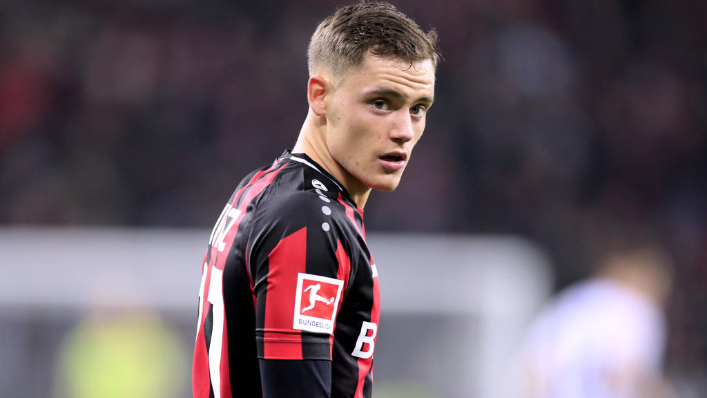 Florian Wirtz soll vom FC Bayern und vom BVB umworben werden Florian Wirtz soll vom FC Bayern und vom BVB umworben werden