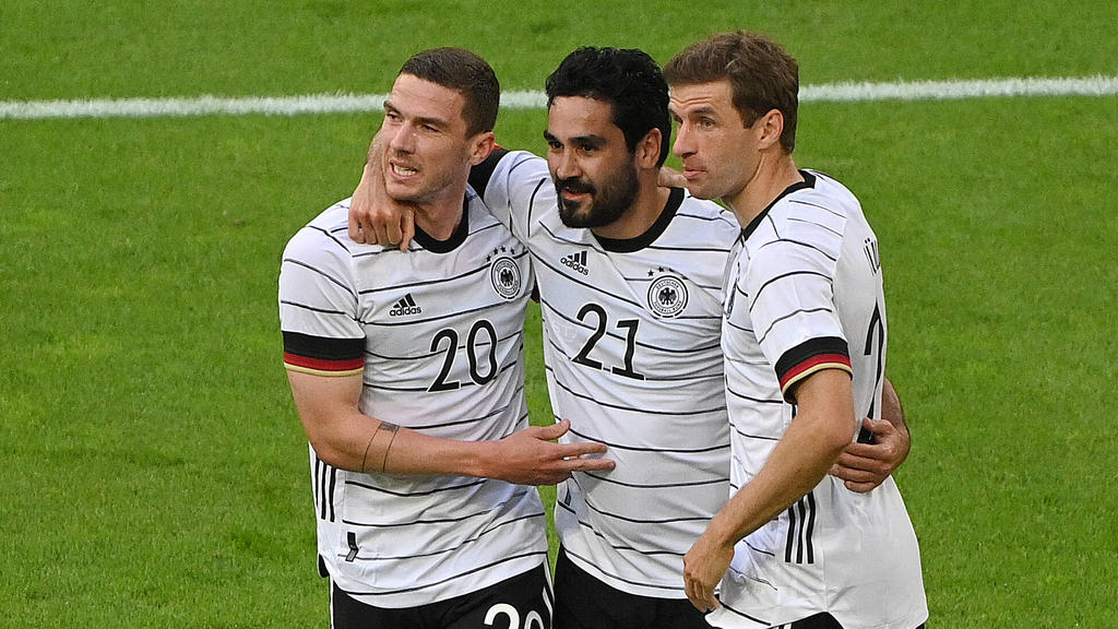 Wechselt Robin Gosens (l.) in die Bundesliga? Wechselt Robin Gosens (l.) in die Bundesliga?