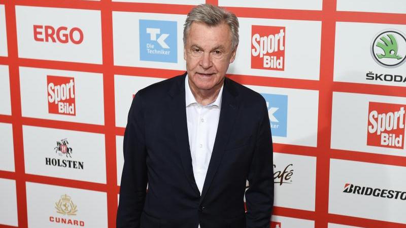 Erwartet enges Rennen zwischen BVB und FC Bayern: Ottmar Hitzfeld Erwartet enges Rennen zwischen BVB und FC Bayern: Ottmar Hitzfeld