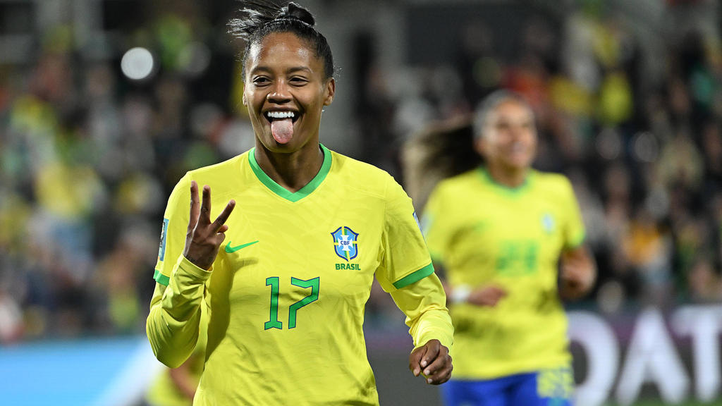 Ary Borges and Bia Zaneratto goals highlight Brazil's 4-0 win over Panama  at Women's World Cup