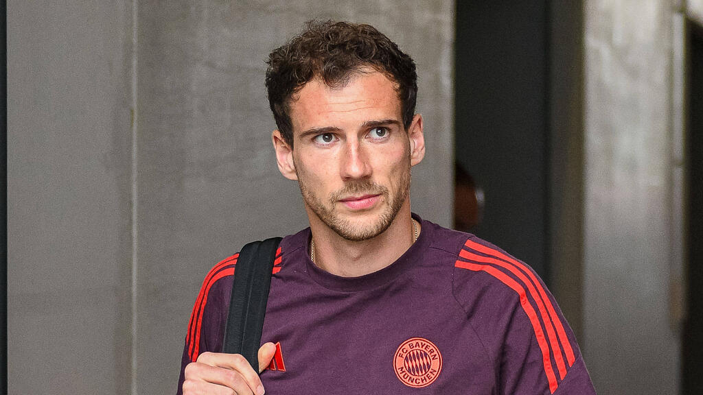 Leon Goretzka steigt mit dem FC Bayern ins Training ein Leon Goretzka steigt mit dem FC Bayern ins Training ein
