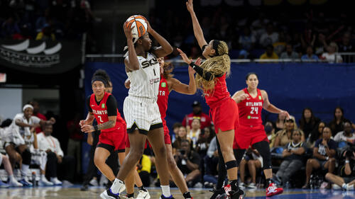 In der WNBA kam es bereits mehrfach zu Würfen von Sex Toys aus dem Publikum