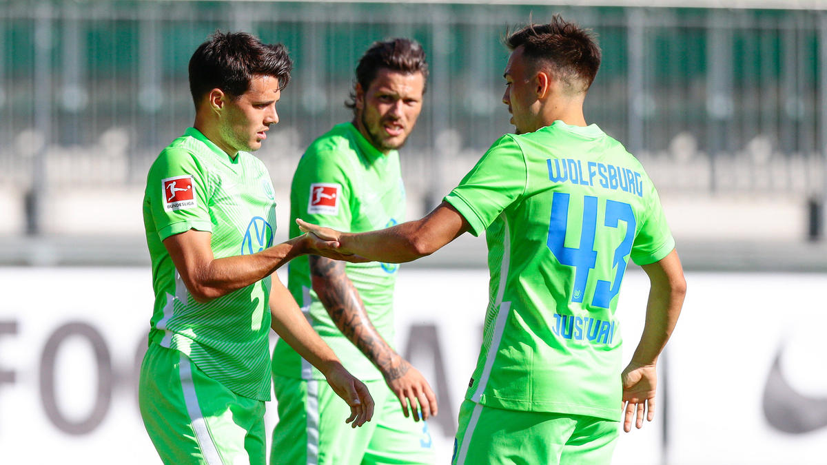 Josip Brekalo (l.) traf im Test gegen Kiel doppelt Josip Brekalo (l.) traf im Test gegen Kiel doppelt