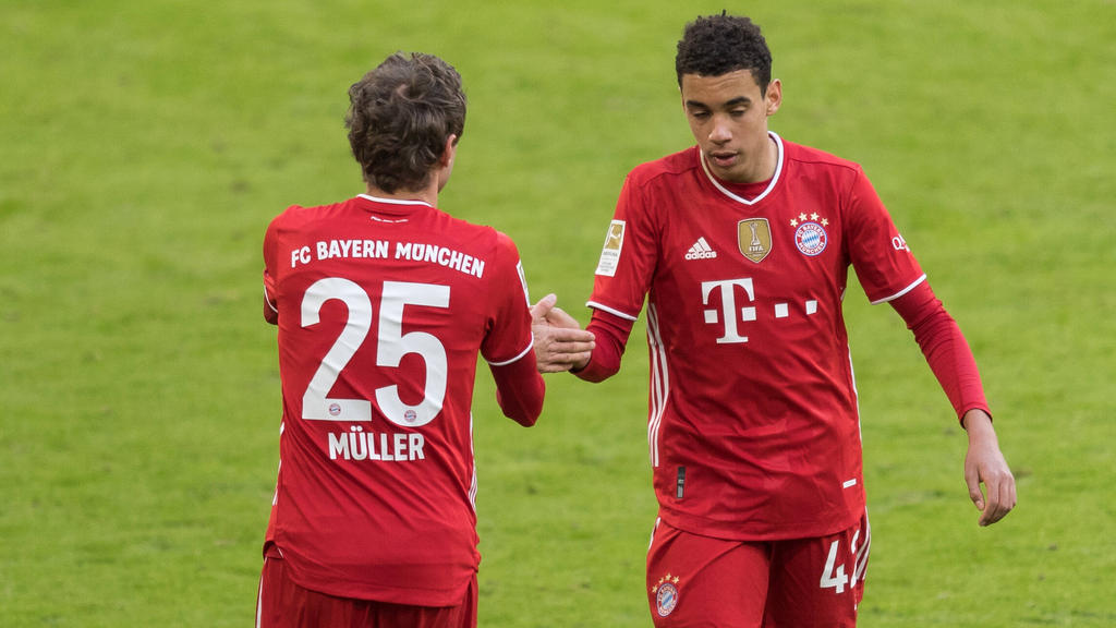 Jamal Musiala (r.) lernt viel von Thomas Müller Jamal Musiala (r.) lernt viel von Thomas Müller