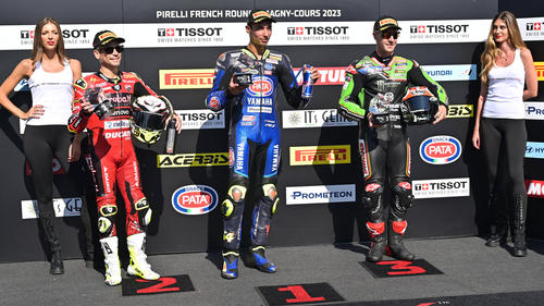 Alvaro Bautista hat bei der Superbike-WM in Magny-Cours das zweite Hauptrennen gewonnen