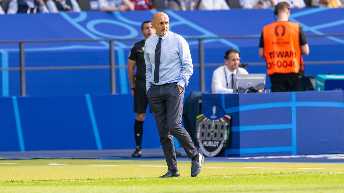 Italiens Trainer Luciano Spalletti steht nach dem EM-Aus in der Kritik