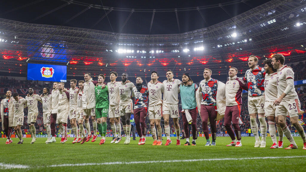 Der FC Bayern setzte sich in Leverkusen souverän durch Der FC Bayern setzte sich in Leverkusen souverän durch