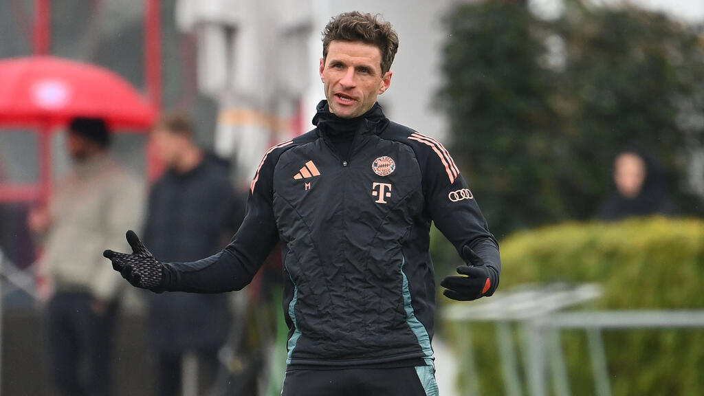 Thomas Müller wird wohl seine letzten Monate als Profi des FC Bayern bestreiten Thomas Müller wird wohl seine letzten Monate als Profi des FC Bayern bestreiten
