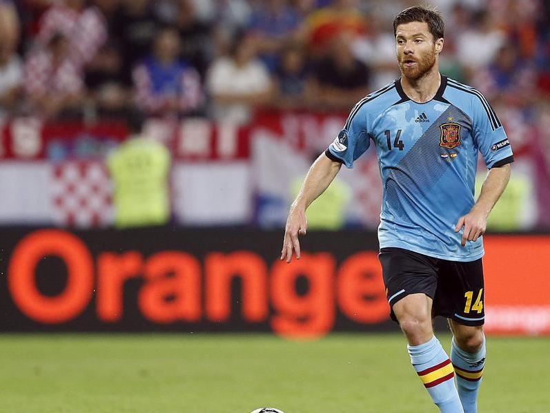 Xabi Alonso gwhört zu den zentralen Spielern bei Spanien. Foto: Leszek Szymanski