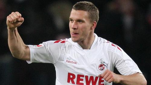 Freute sich im fernen Japan über den Aufstieg seines Herzensklubs 1. FC Köln: Lukas Podolski