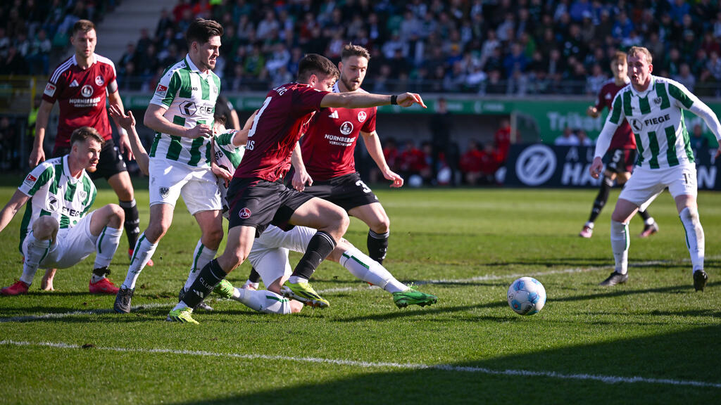 Nürnberg gewinnt knapp in Münster Nürnberg gewinnt knapp in Münster