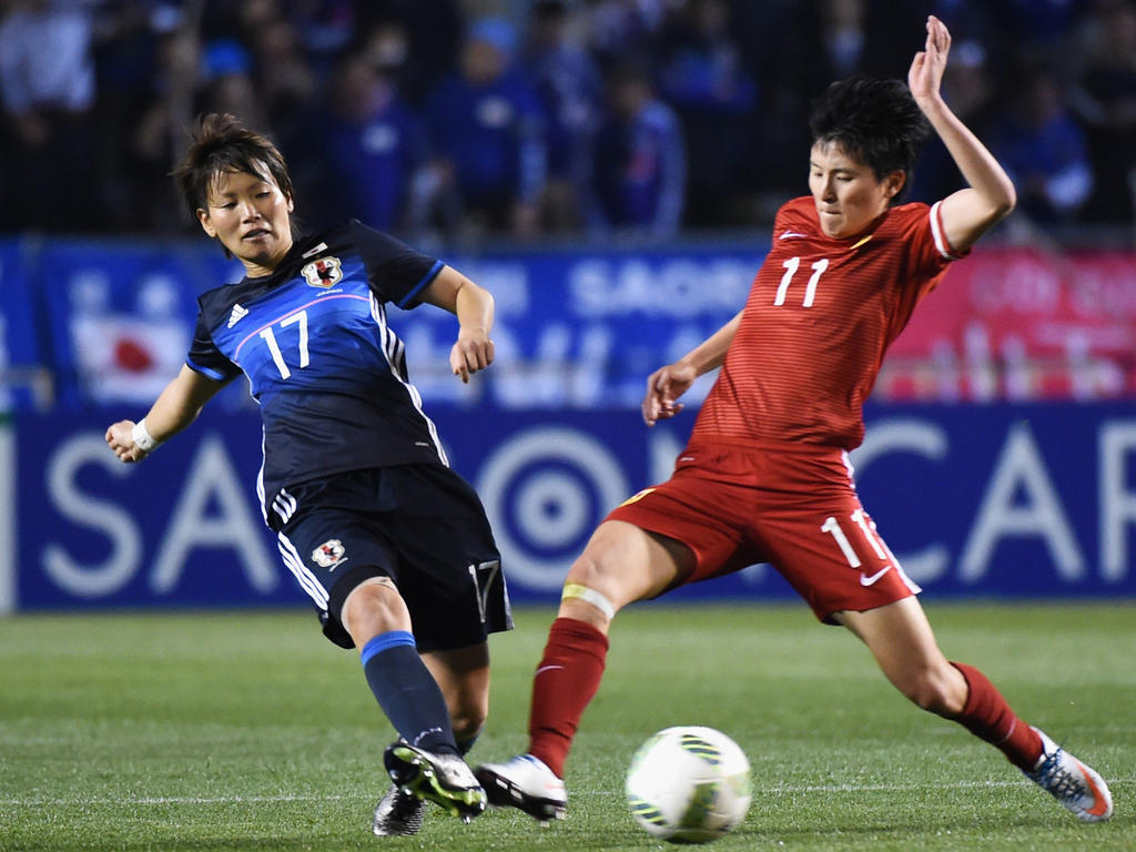 Asuna Tanaka (l.), Wang Shanshan (r.)