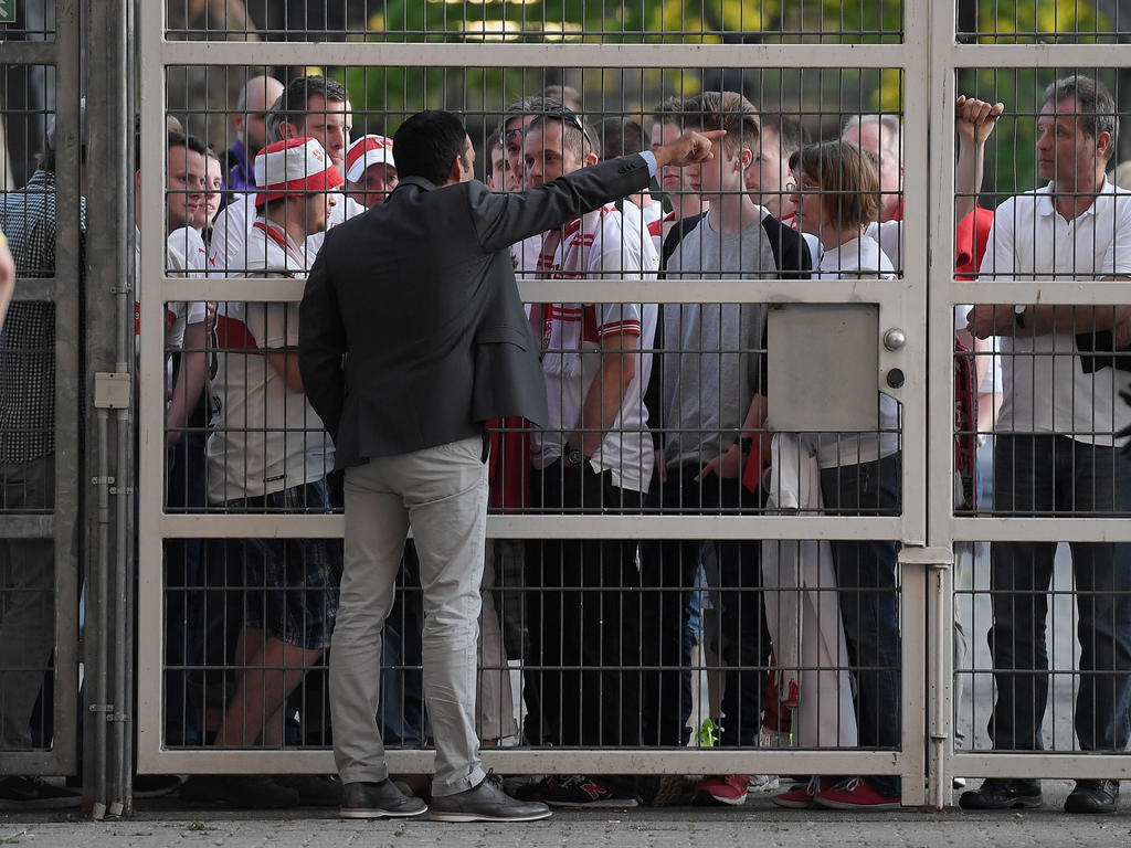 Dutt hat eine Mitschuld am Absturz des VfB eingeräumt Dutt hat eine Mitschuld am Absturz des VfB eingeräumt