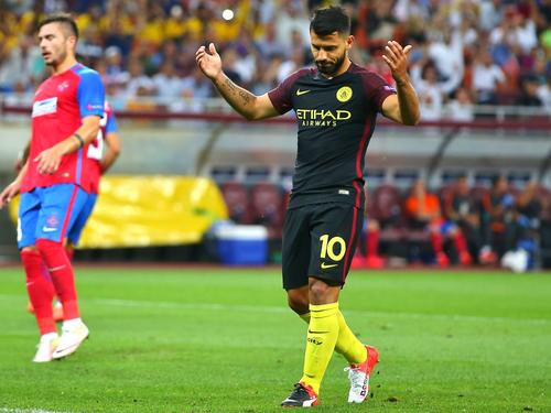 Kun Agüero hatte trotz zwei verschossener Elfmeter Grund zum Jubeln