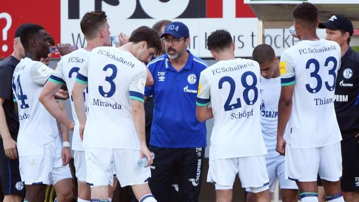 Welche Konsequenzen zieht der FC Schalke 04? Welche Konsequenzen zieht der FC Schalke 04?