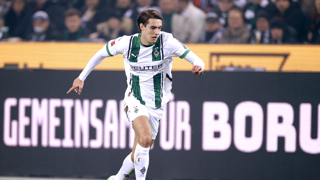 Florian Neuhaus entschied sich für einen Verbleib bei Borussia Mönchengladbach Florian Neuhaus entschied sich für einen Verbleib bei Borussia Mönchengladbach