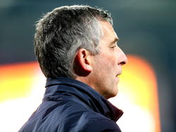 Roda JC-trainer René Trost ziet dat het niet goed is tijdens het competitieduel Roda JC - Almere City. (21-11-2014)