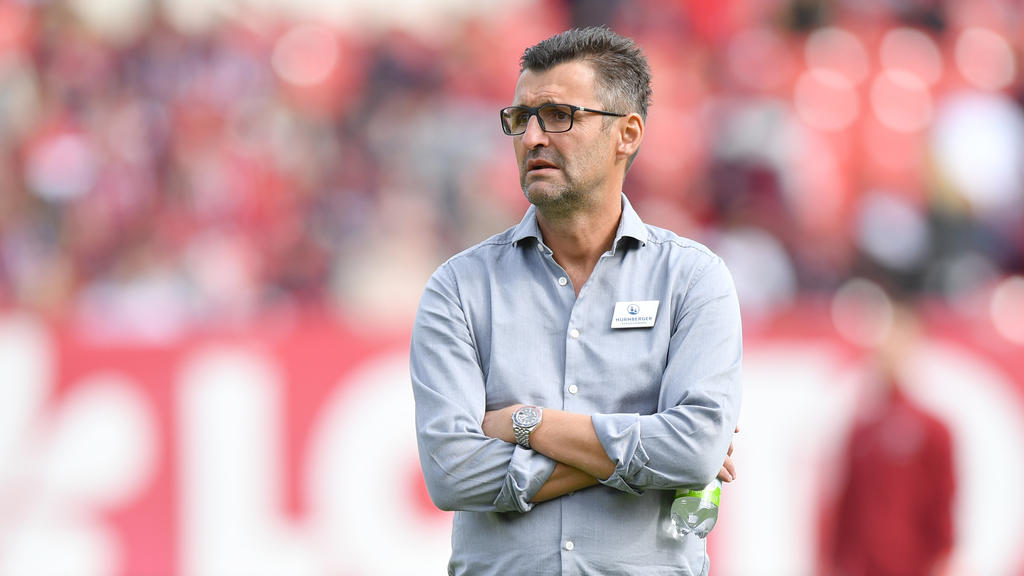 Club-Trainer Michael Köllner muss in nächster Zeit auf Eduard Löwen verzichten