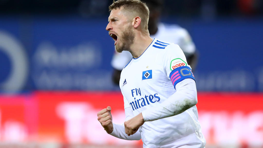 Aaron Hunt hat seine Vertragsverlängerung beim HSV nicht bereut Aaron Hunt hat seine Vertragsverlängerung beim HSV nicht bereut