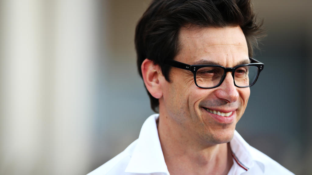 Toto Wolff ist heißer Kandidat auf die Nachfolge von Chase Carey Toto Wolff ist heißer Kandidat auf die Nachfolge von Chase Carey