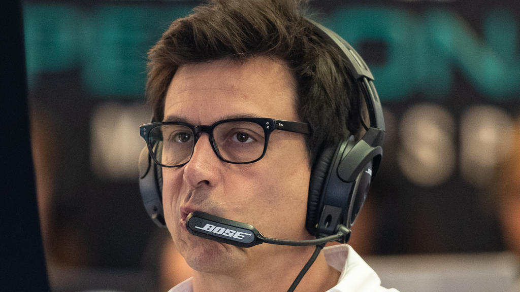Toto Wolff kritisierte das Manöver von Charles Leclerc Lewis gegen Hamilton Toto Wolff kritisierte das Manöver von Charles Leclerc Lewis gegen Hamilton