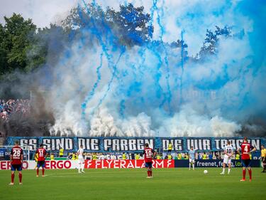 Die HSV-Fans haben dem Klub wieder eine Geldstrafe eingebrockt