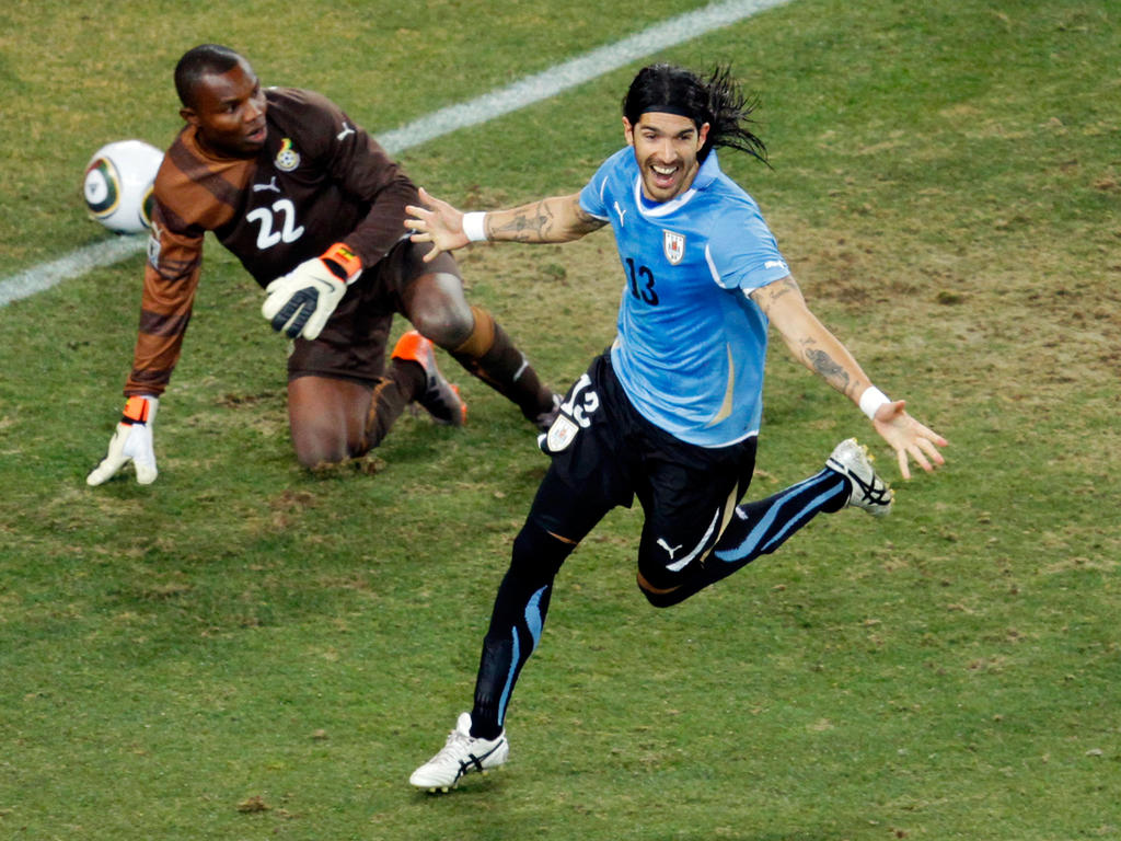 Abreu celebra un tanto con Uruguay en Sudáfrica-2010. (Foto: Getty)