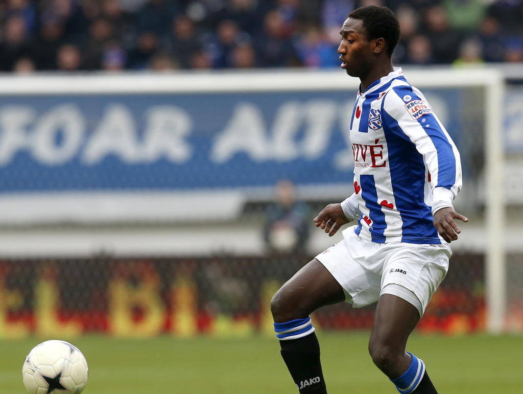 Talent Janio Bikel namens sc Heerenveen in actie tijdens het competitieduel met Ajax. (15-03-2015) Talent Janio Bikel namens sc Heerenveen in actie tijdens het competitieduel met Ajax. (15-03-2015)
