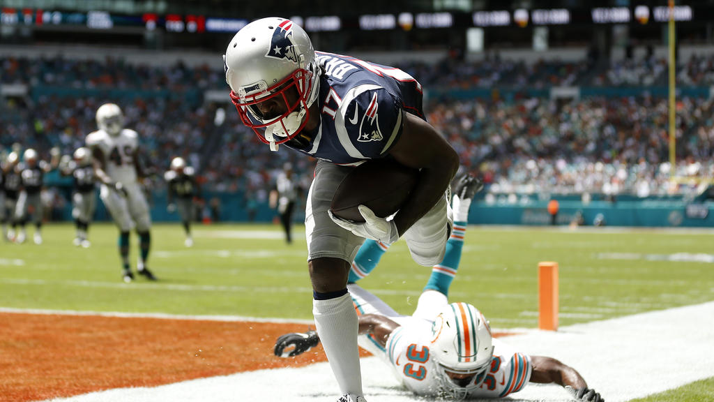 Antonio Brown erzielte einen Touchdown beim Sieg der Patriots Antonio Brown erzielte einen Touchdown beim Sieg der Patriots