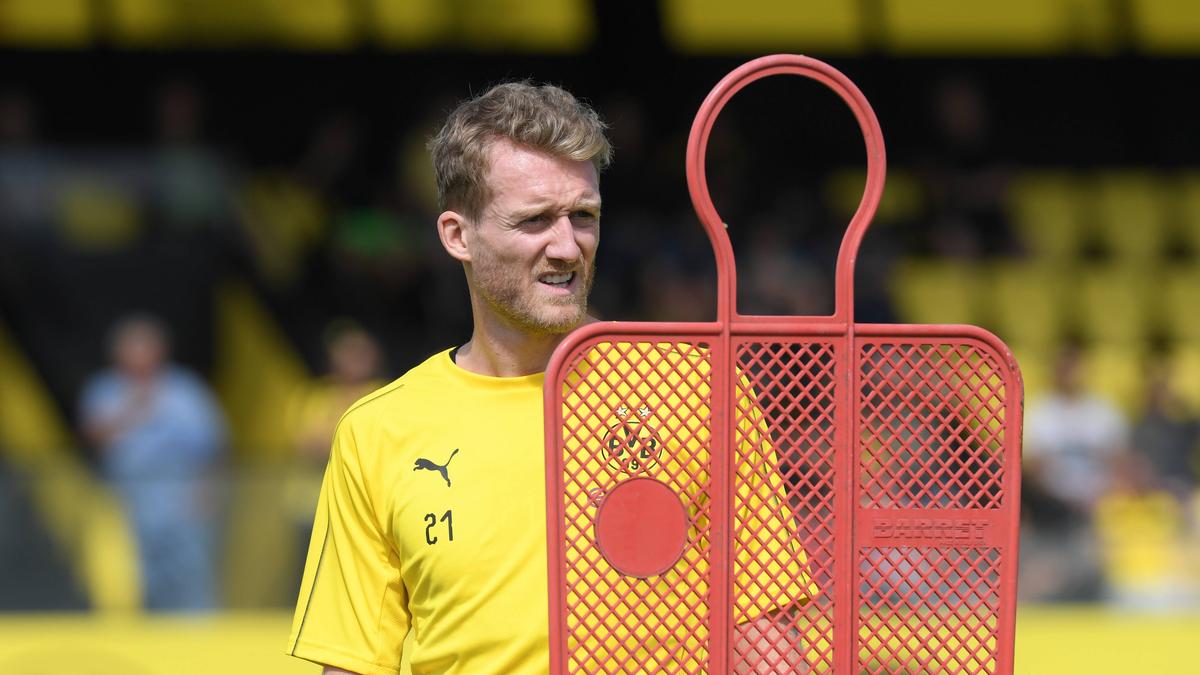 André Schürrle encerrou sua carreira, seu contrato com a BVB havia sido rescindido anteriormente