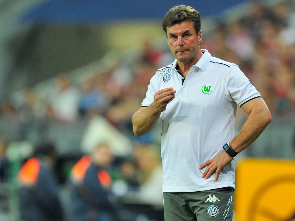 Dieter Hecking bleibt den Wölfen bis 2018 treu Dieter Hecking bleibt den Wölfen bis 2018 treu